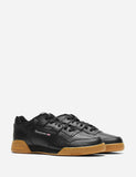 Reebok Workout Plus-Gum Sole (CN2127) - Schwarz / Kohle / Classic Red