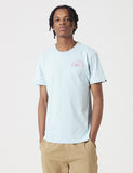 Deus Ex Machina sunbleached Begeisterung T-Shirt - Sky Blue / Rose Red