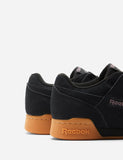 Reebok Workout Plus-MU (DV4284) - Schwarz / Edel Orchid / Gum