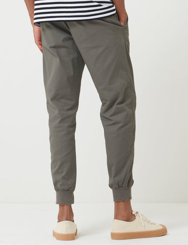 Carhartt-WIP Madison Jogger Cuffed Pants - Moor Grün