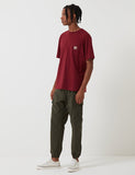Carhartt-WIP-Taschen-T-Shirt - Mulberry