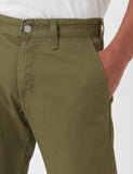 Edwin ED-55 Chino (Regular Tapered) - Militärgrün Rinsed