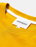 Norse Projects Niels Standard T-Shirt - Montpellier Gelb