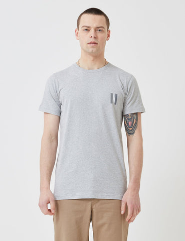 Norse Projects Niels Multi-Logo-T-Shirt - Hellgrau Melange