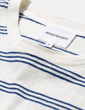 Norse Projects Johannes Baumwolle Leinen Streifen-T-Shirt - Blau Dämmerung