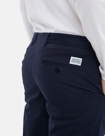 Norse Projects Aros Leichtes Stretch Chino (Slim) - Dark Navy Blau