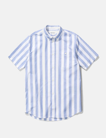 Norse Projects Theo Oxford Kurzarmhemd (Wide Stripe) - Hellblau