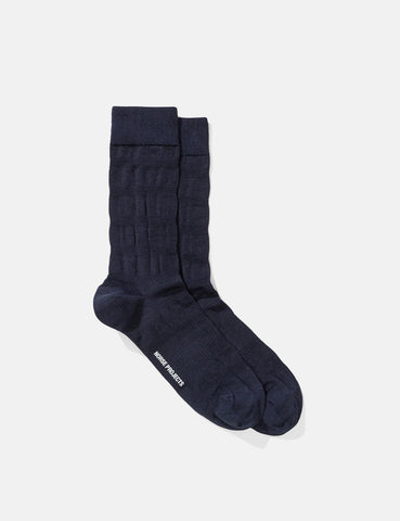 Norse Projects Bjarki Pique gestreifte Socken - Dunkelmarineblau