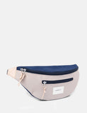 Sandqvist Aste Hip Bag - Beige / Marineblau